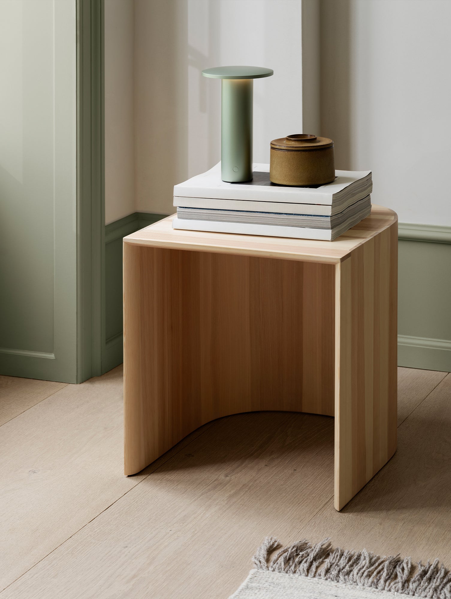 Taburet by Fritz Hansen