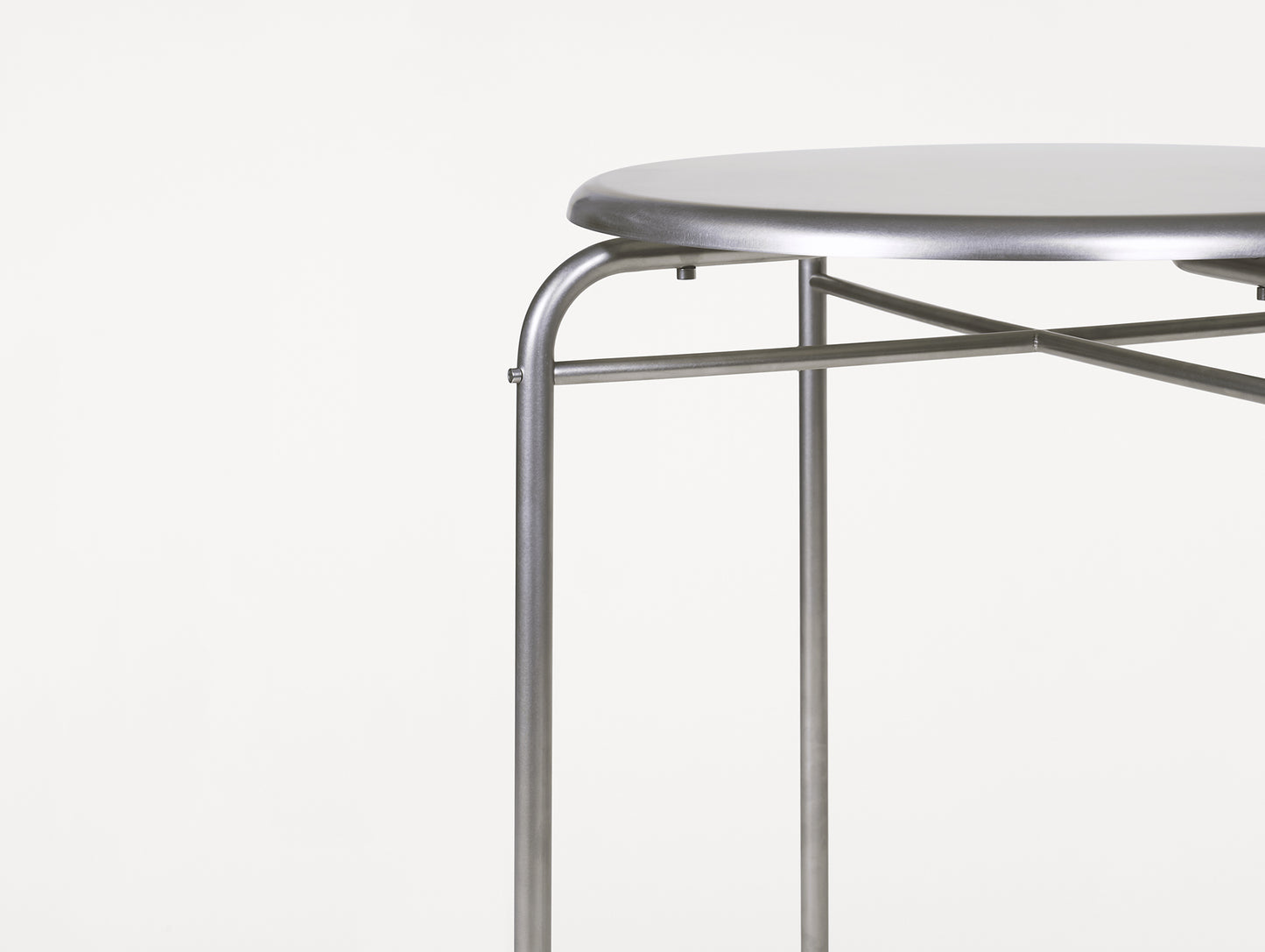 Petit Rond Table
