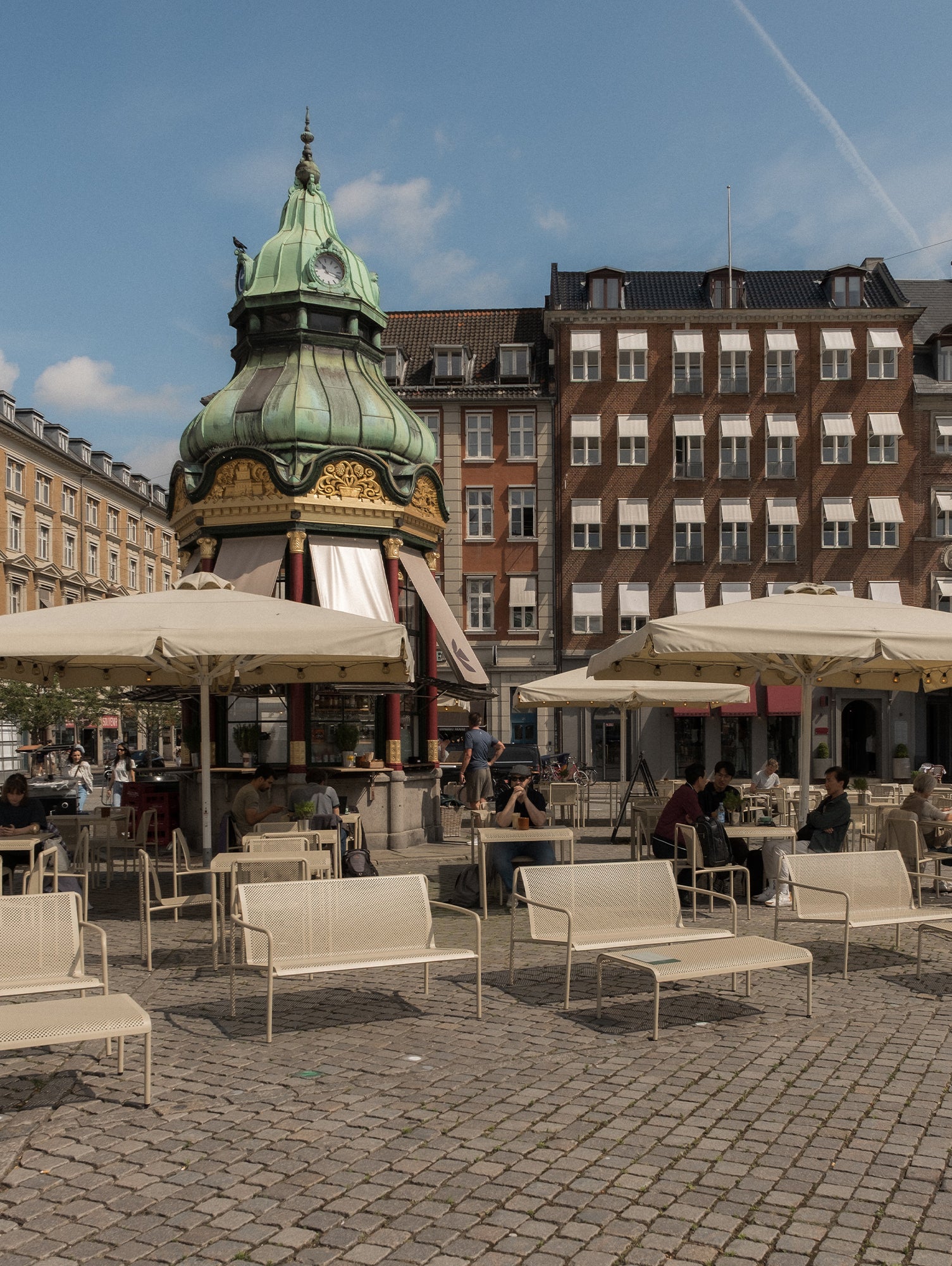 Dapple 2-Seater Lounge Sofa by Ferm Living - Cashmere