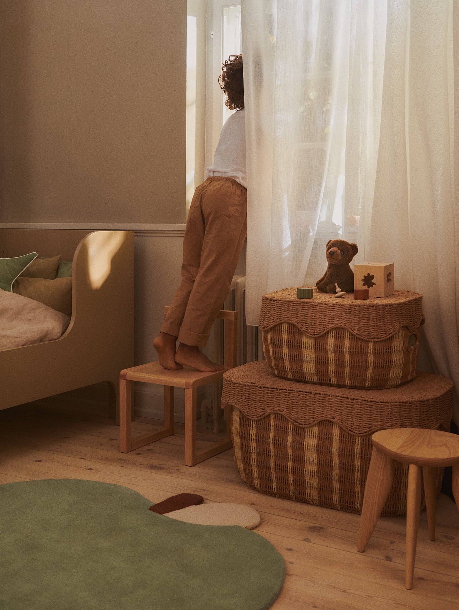 Apple Tufted Rug by Ferm Living - Tea Green