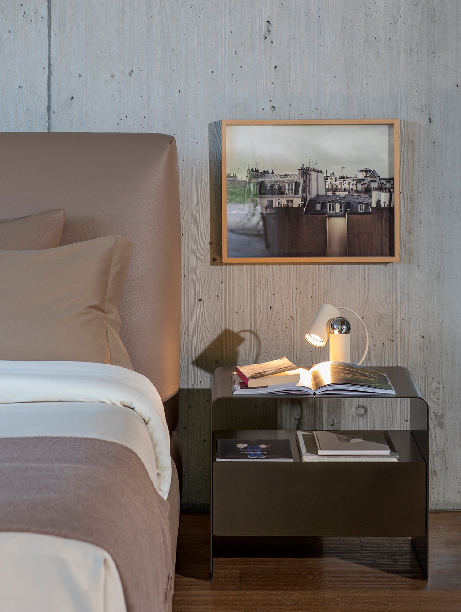 Bilboquet Table Lamp by Flos - Linen