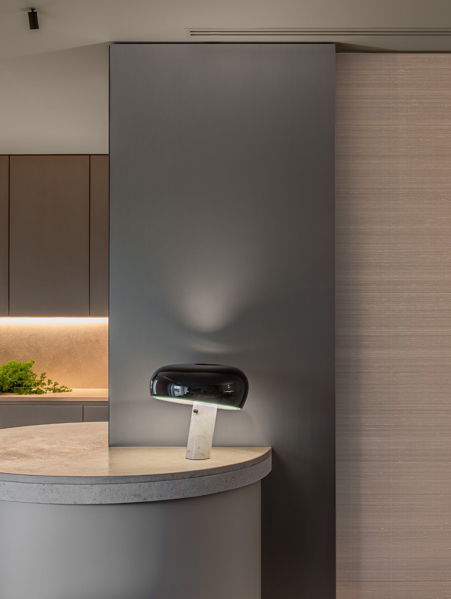 Snoopy Table Lamp by Flos - Black