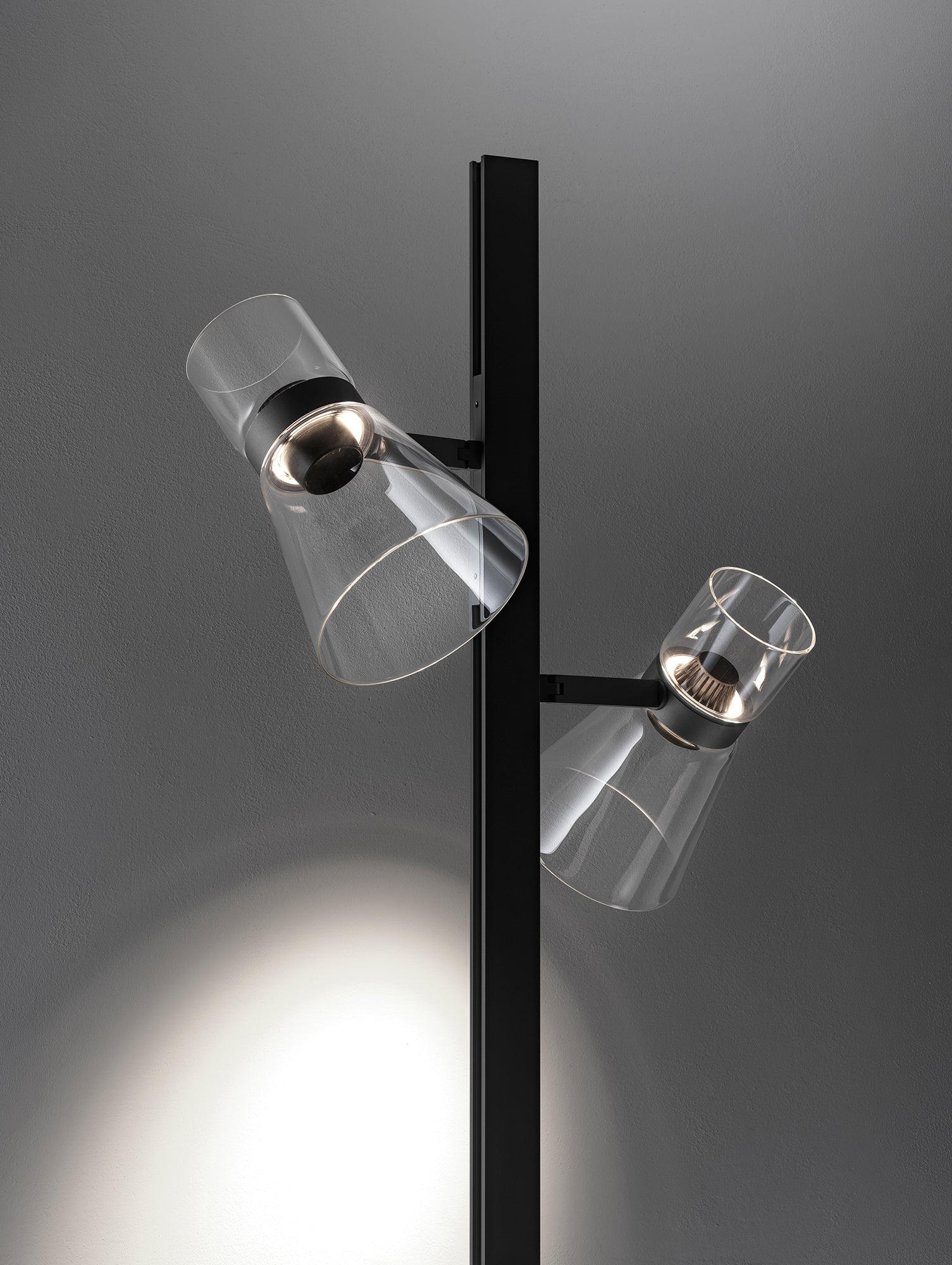 Nocturne Floor 2 Lamp by Flos - Cone / Black