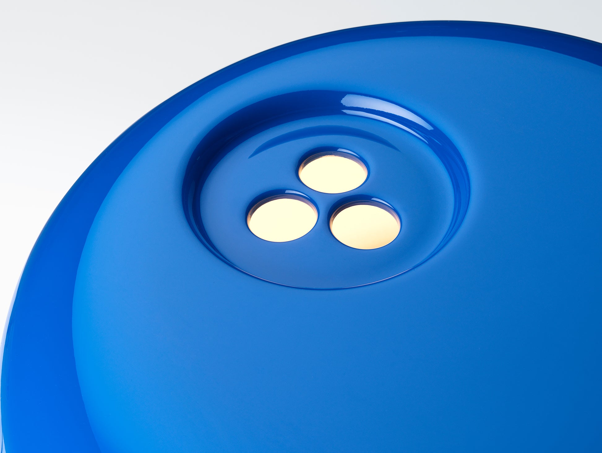 Snoopy Table Lamp by Flos - Navy Blue
