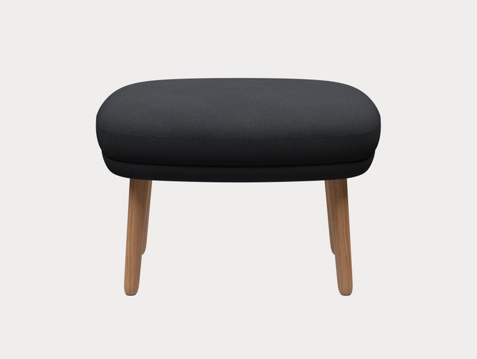 Fri Ottoman by Fritz Hansen - JH15 / 
Outside: Christianshavn 1173 / Seat: Christianshavn 1173