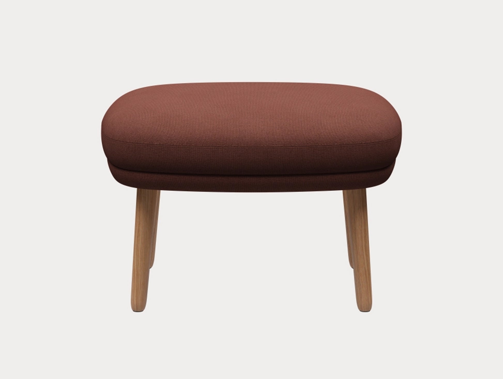 Fri Ottoman by Fritz Hansen - JH15 / 
Outside: Christianshavn 1133 / Seat: Christianshavn 1133