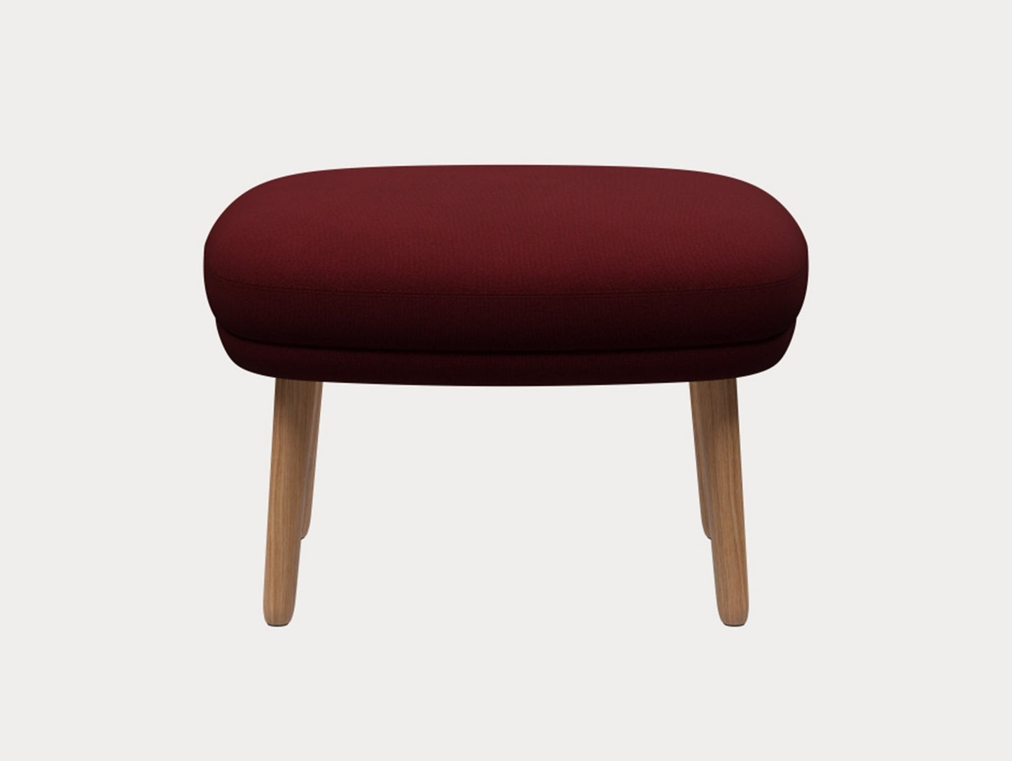 Fri Ottoman by Fritz Hansen - JH15 / 
Outside: Christianshavn 1140 / Seat: Christianshavn 1140