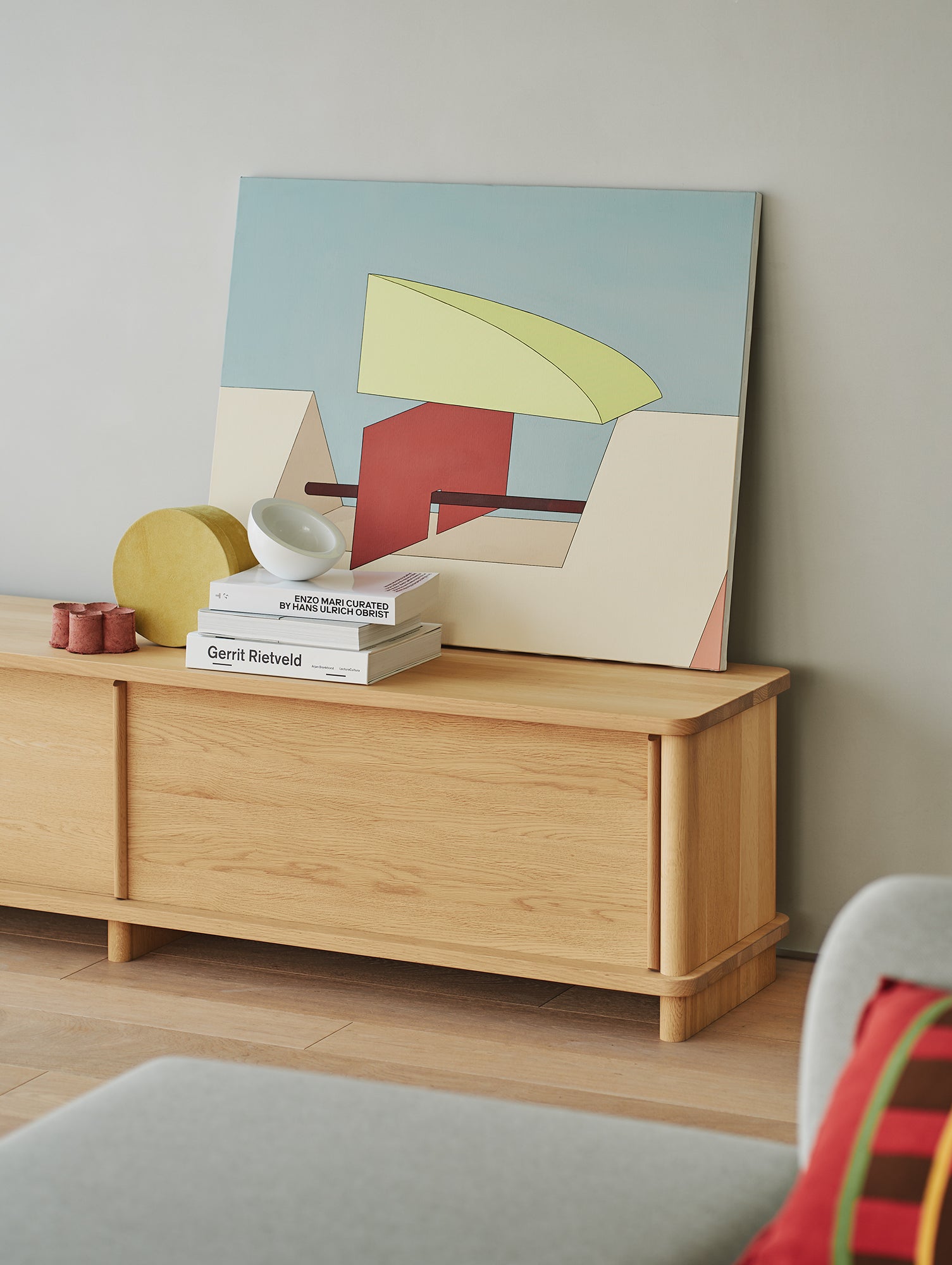 Prop TV Sideboard by Karimoku New Standard