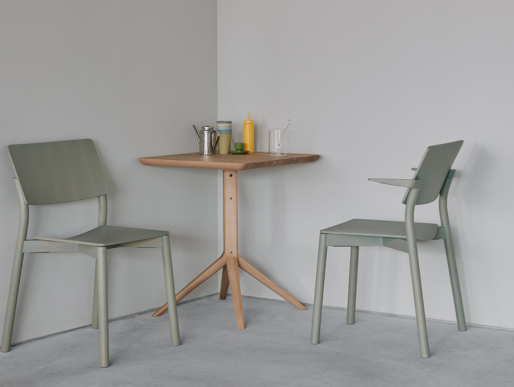 Scout Bistro Table by Karimoku New Standard - 60x60 cm / Lacquered Oak