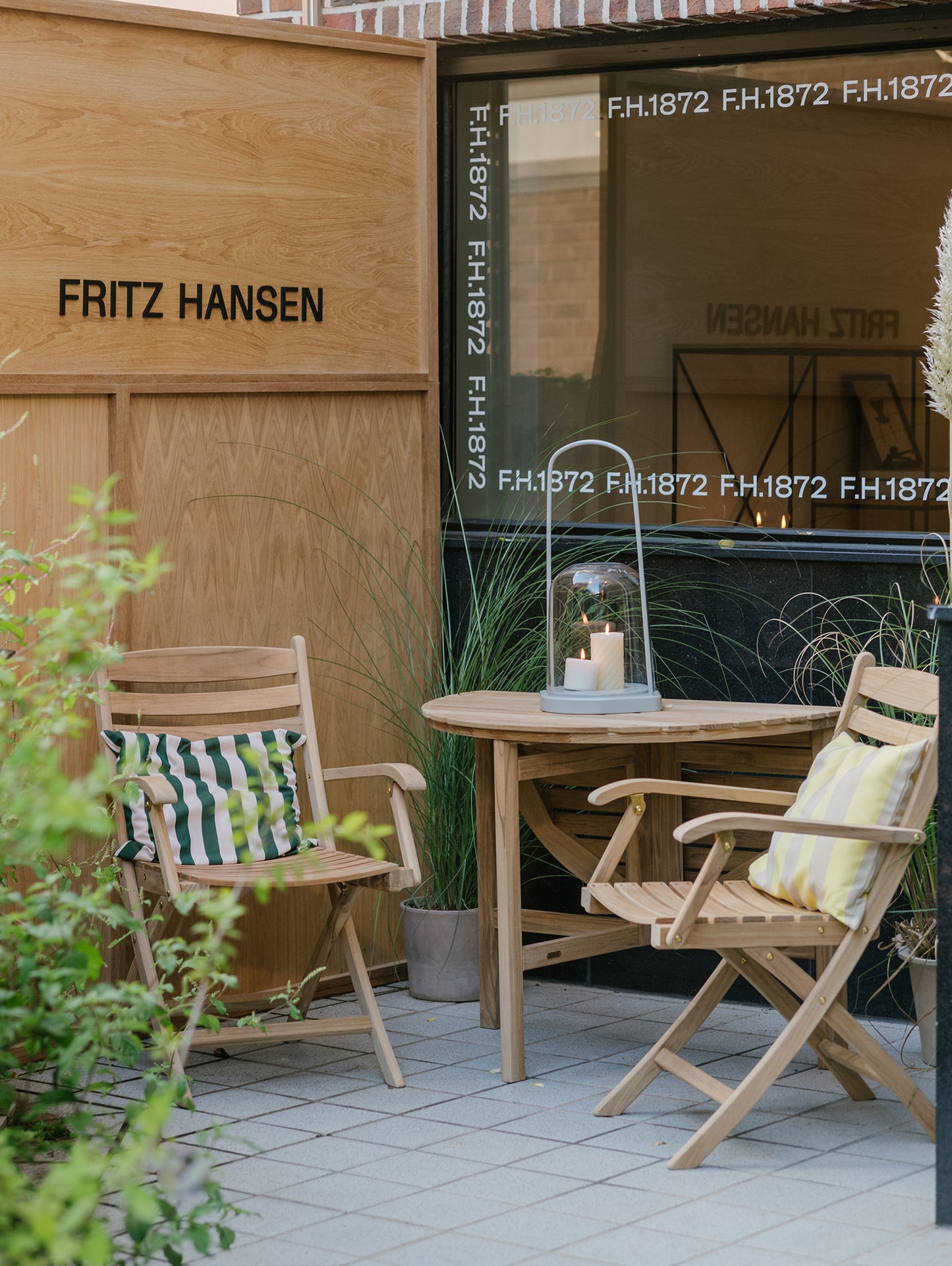 Selandia Armchair by Fritz Hansen