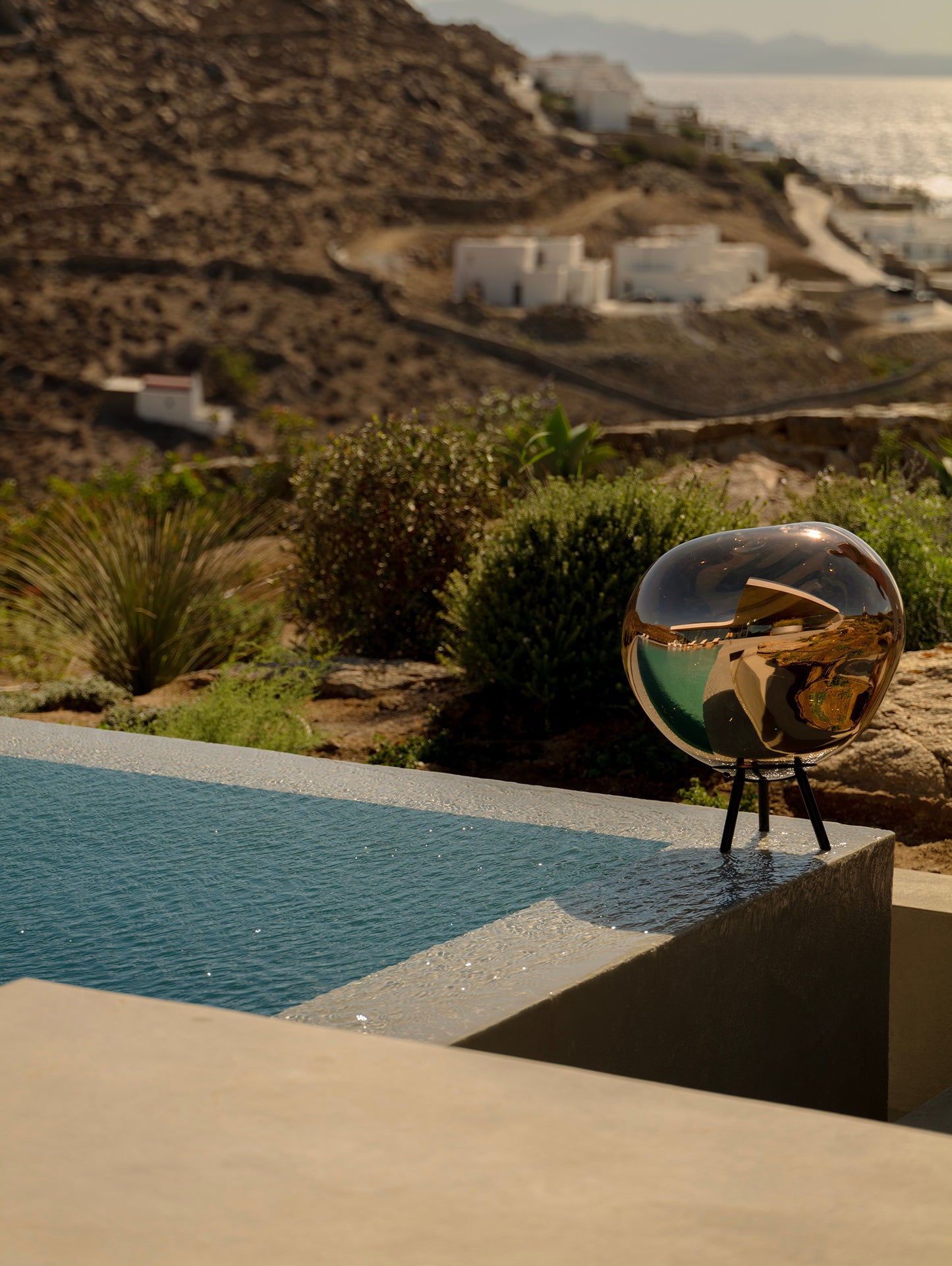 Melt Large LED Portable Lamp by Tom Dixon 