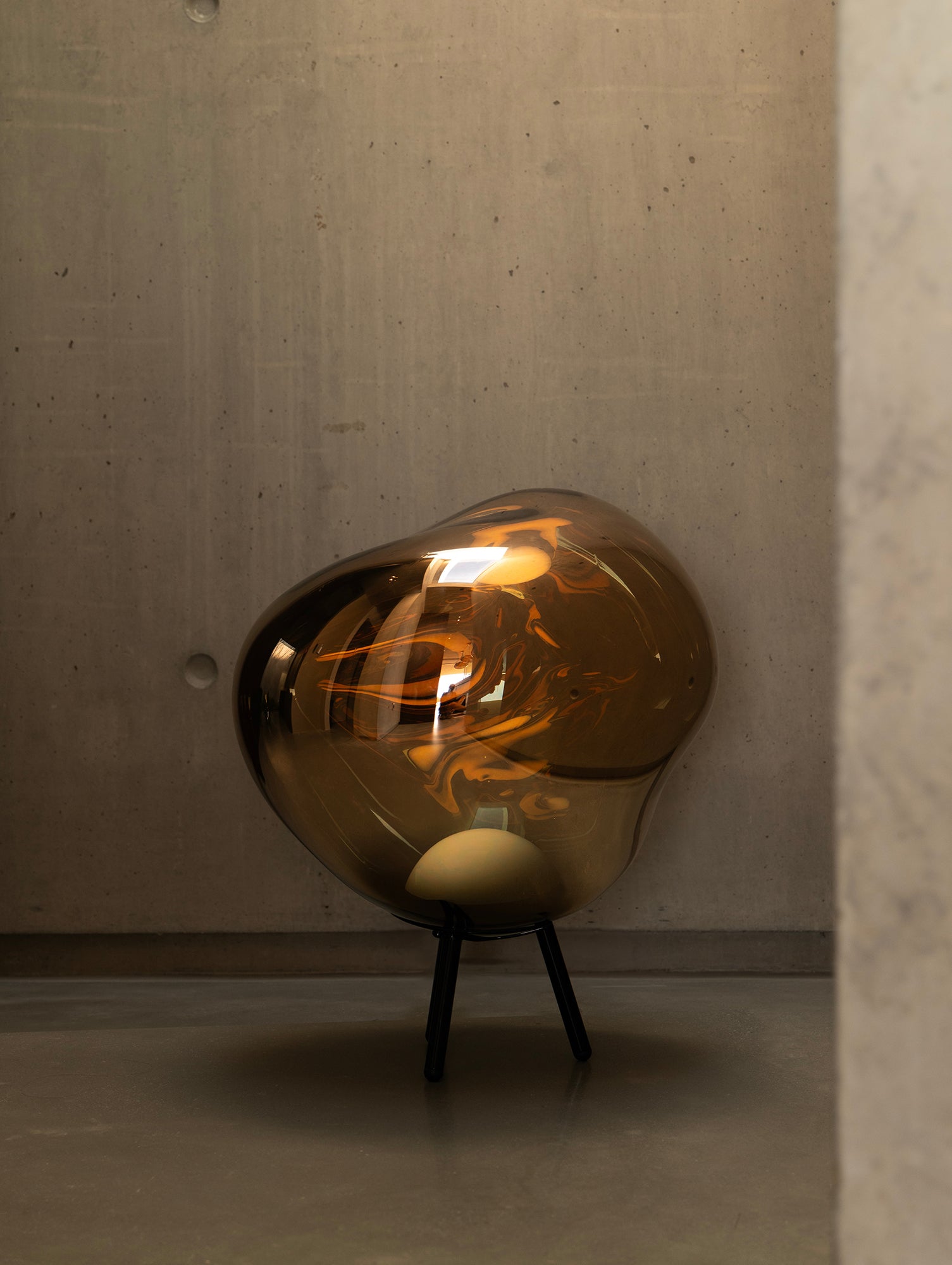 Melt Large LED Portable Lamp by Tom Dixon 