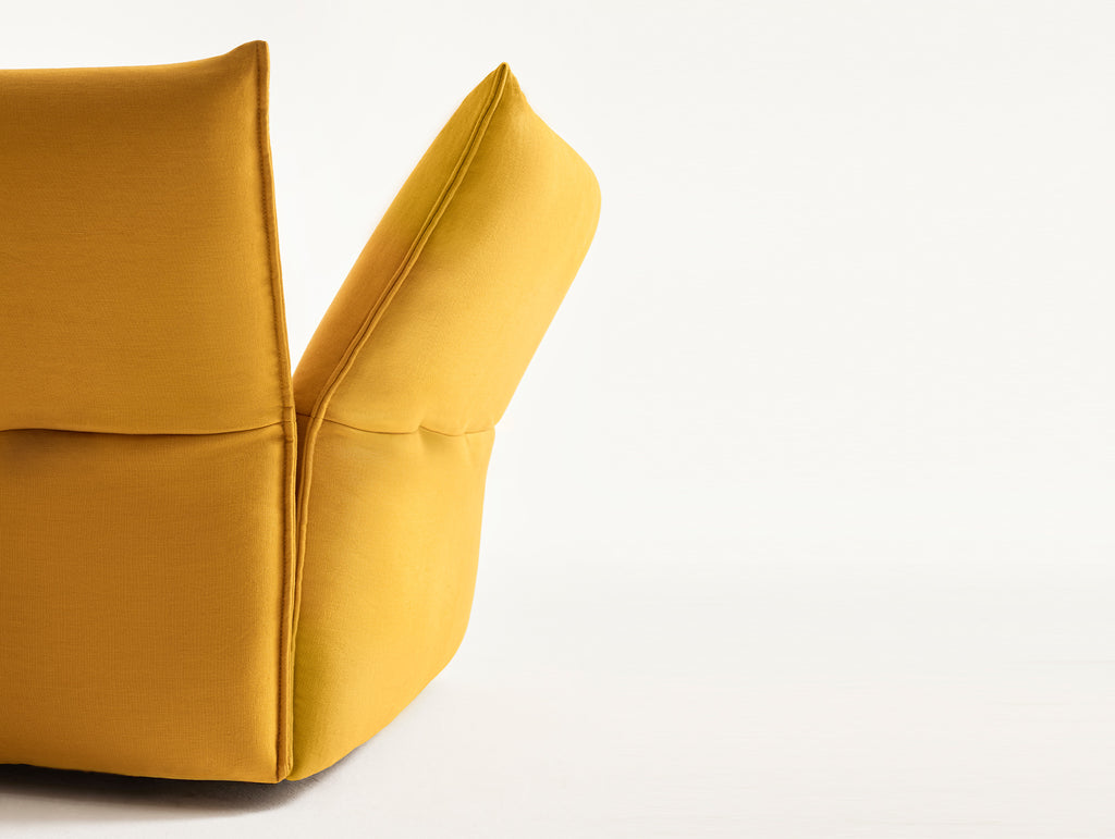 Mariposa 3-Seater Sofa by Vitra - Linho 04 Canola (F80)
