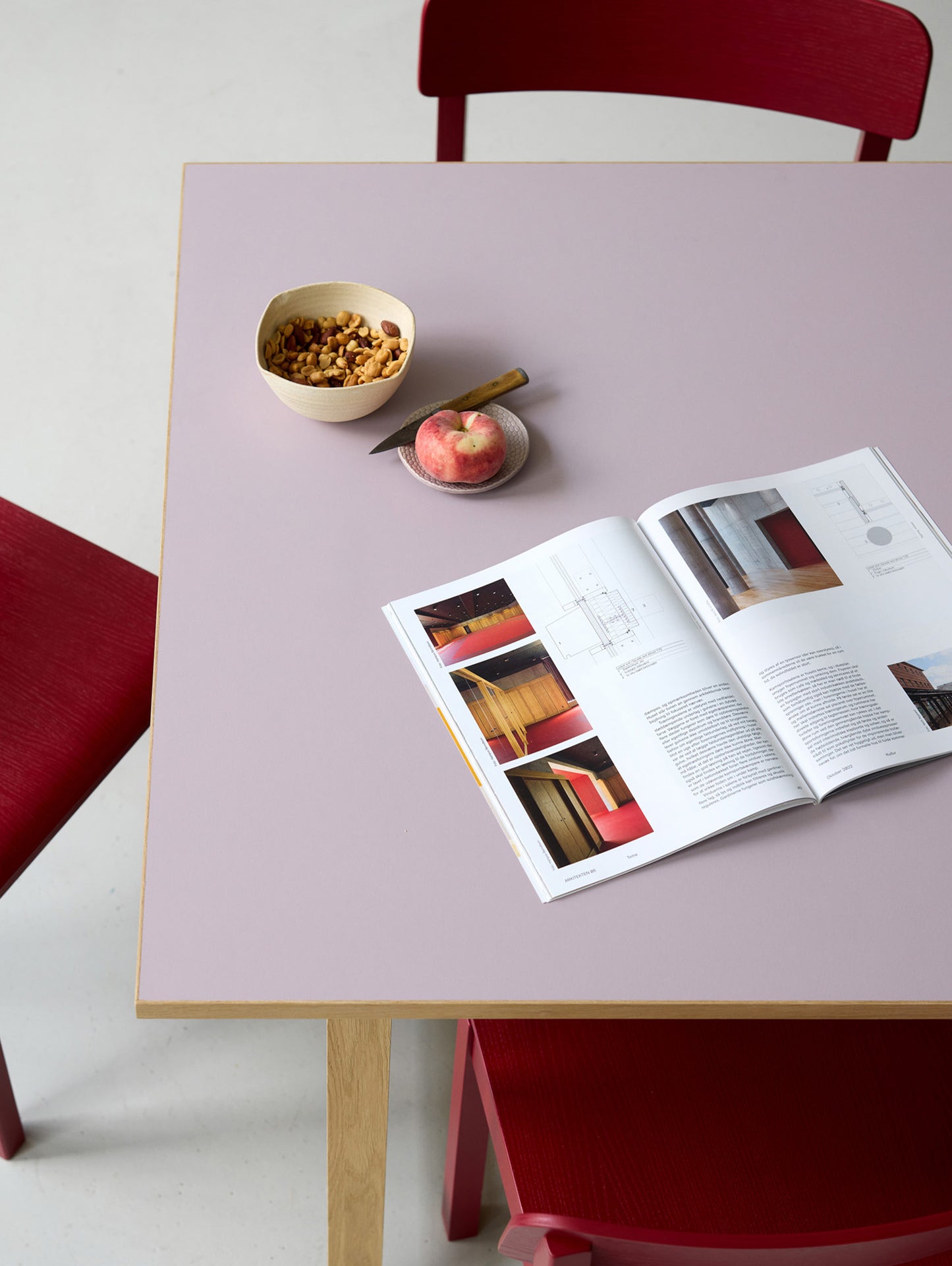 Rectangular Dining Table (Linoleum Tabletop) by Moebe