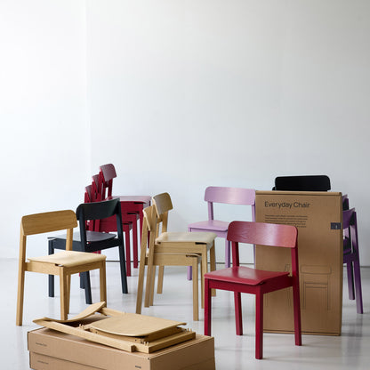 Everyday Chair by Moebe