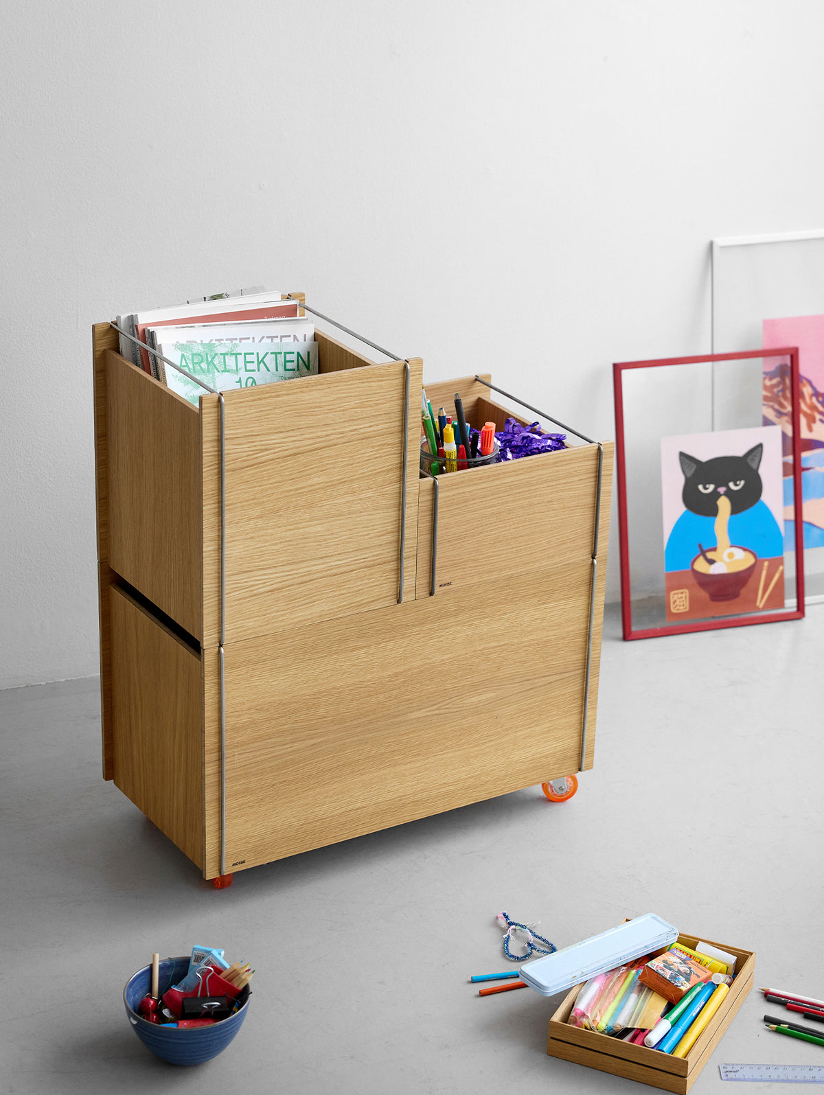 Storage Tower by Moebe - Medium / Oak / Black