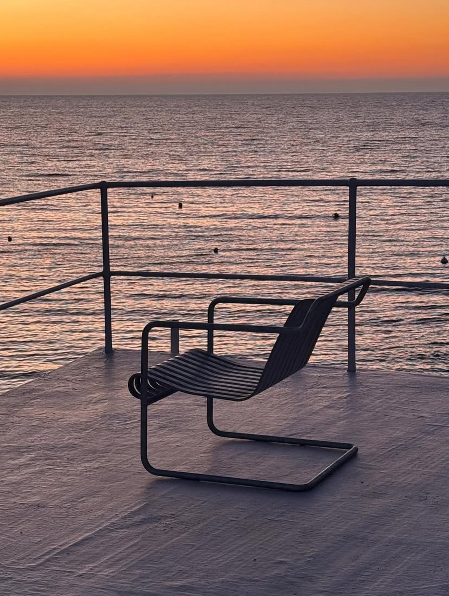 Palissade Cantilever Lounge Chair Low by HAY - Hot Galvanised