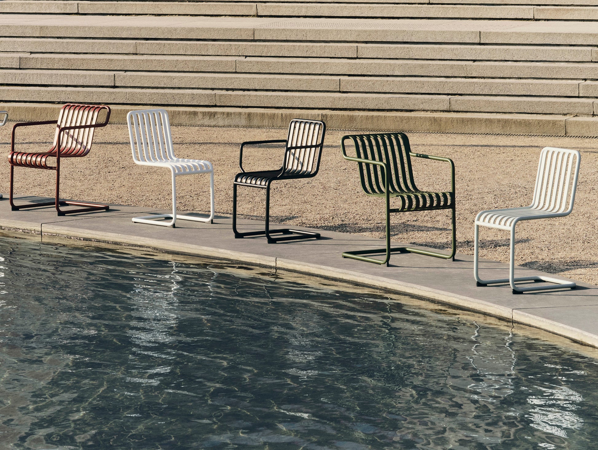 Palissade Cantilever Chair by HAY 