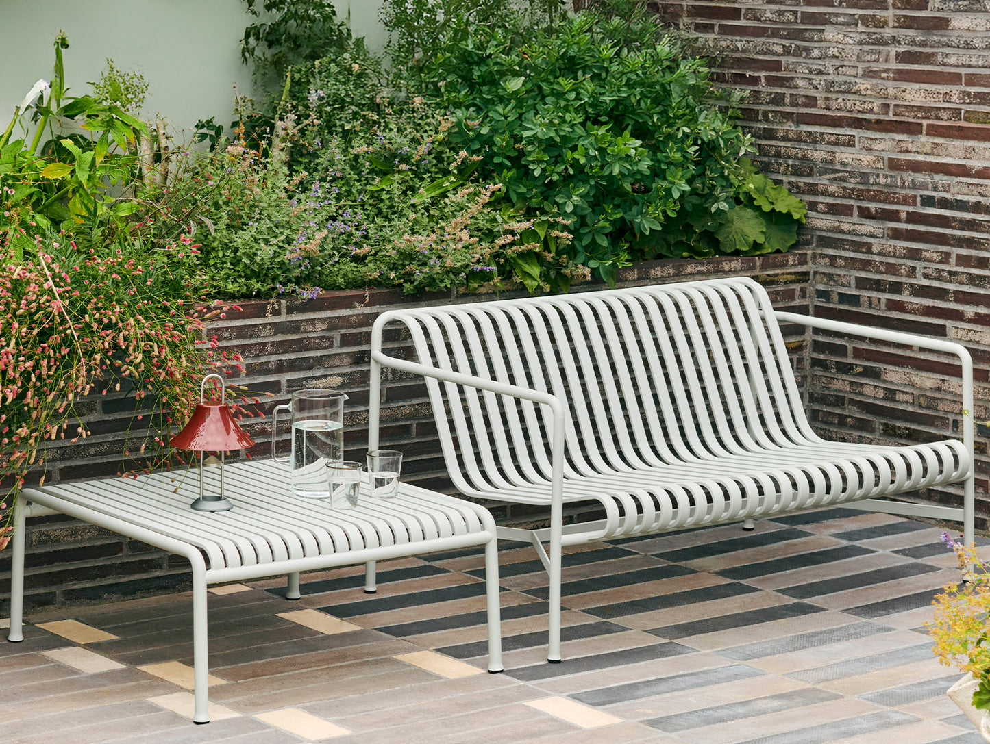 Quick Ship Palissade Furniture