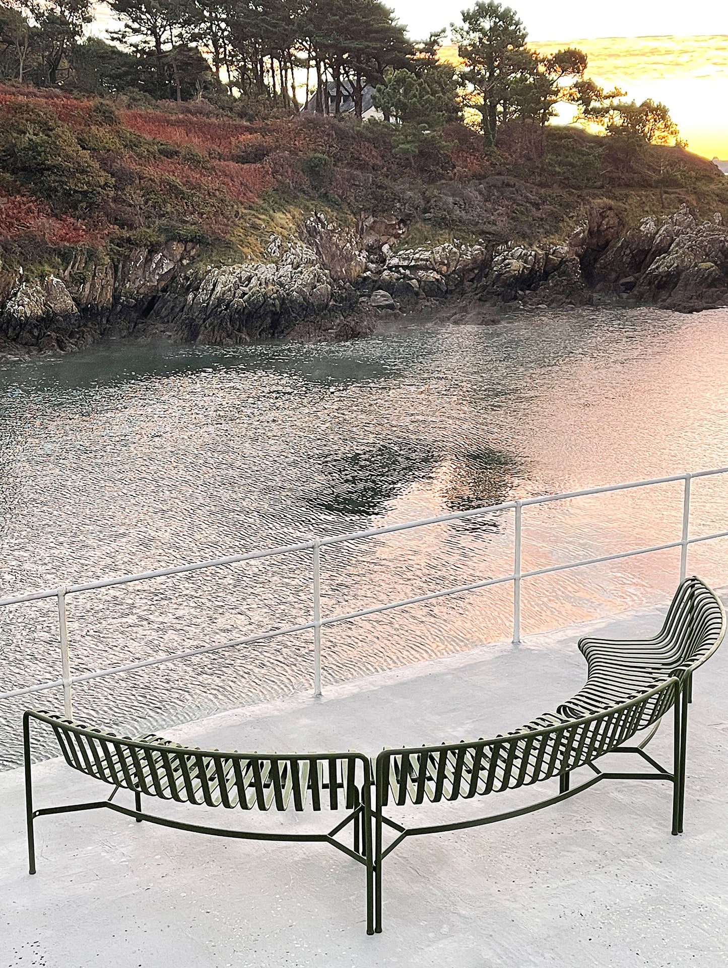 Palissade Park Dining Bench - In-In Starter Set