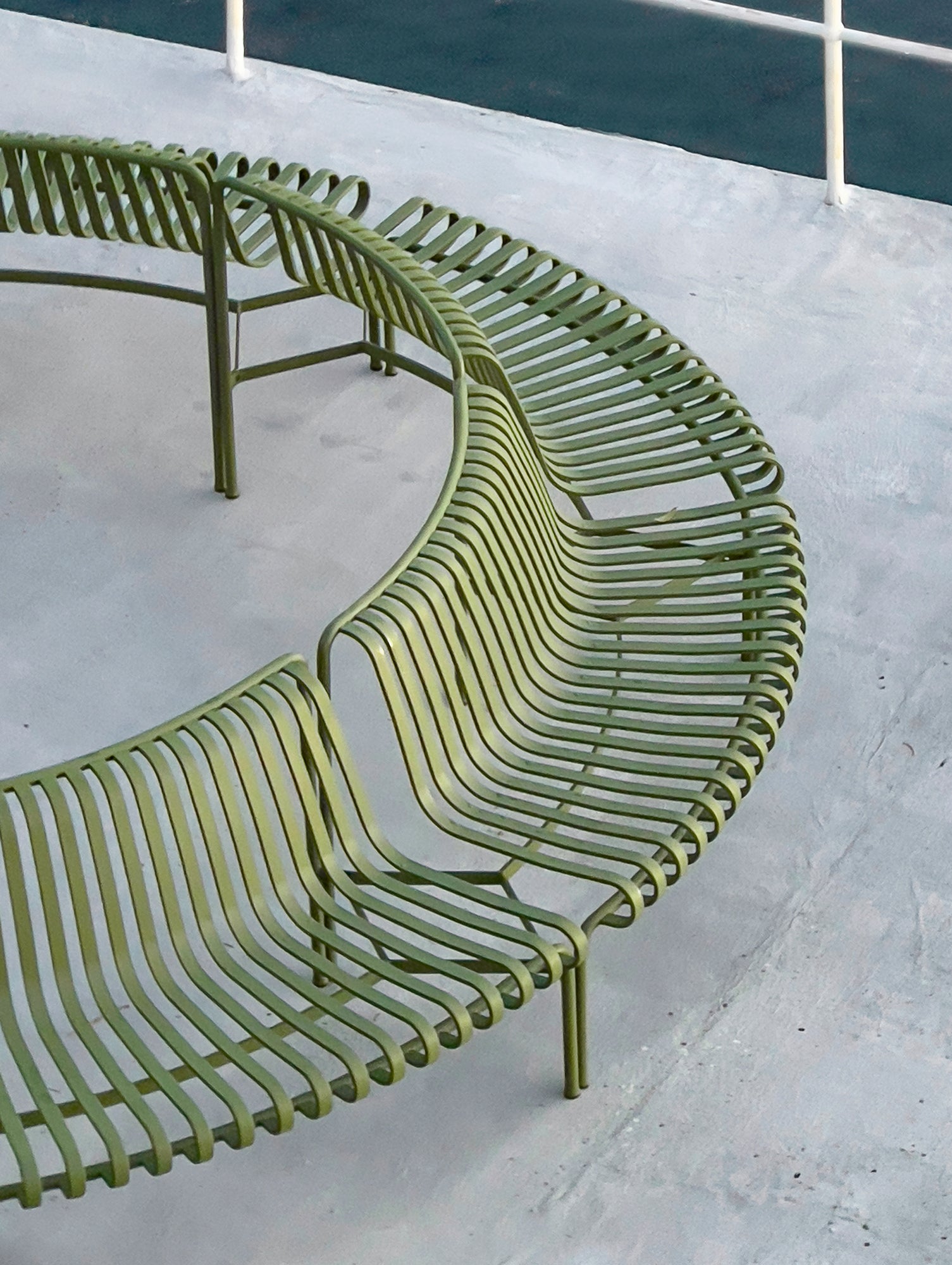 Palissade Park Dining Bench - Out-Out Starter Set by HAY - Olive
