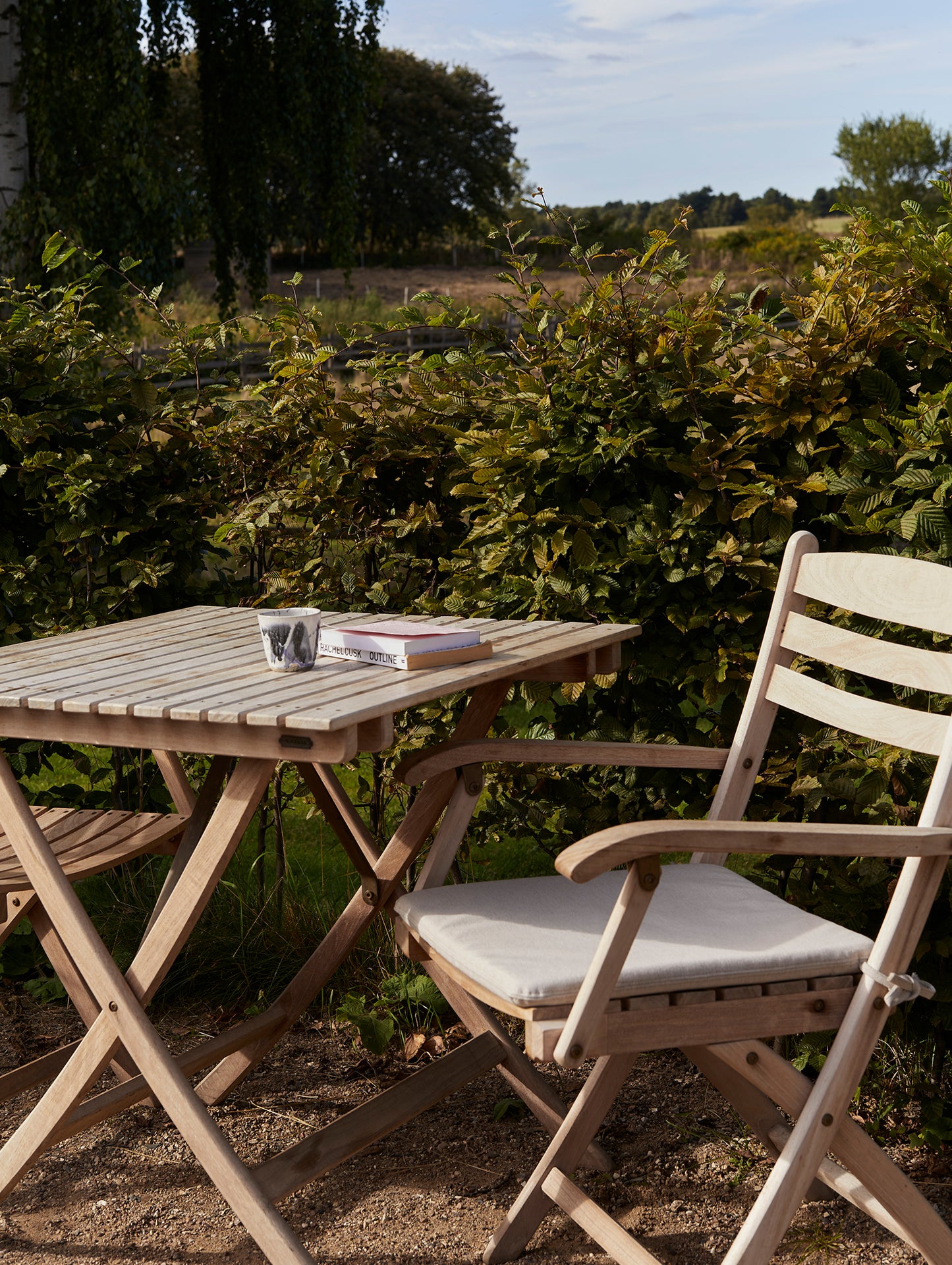 Selandia Table - Square