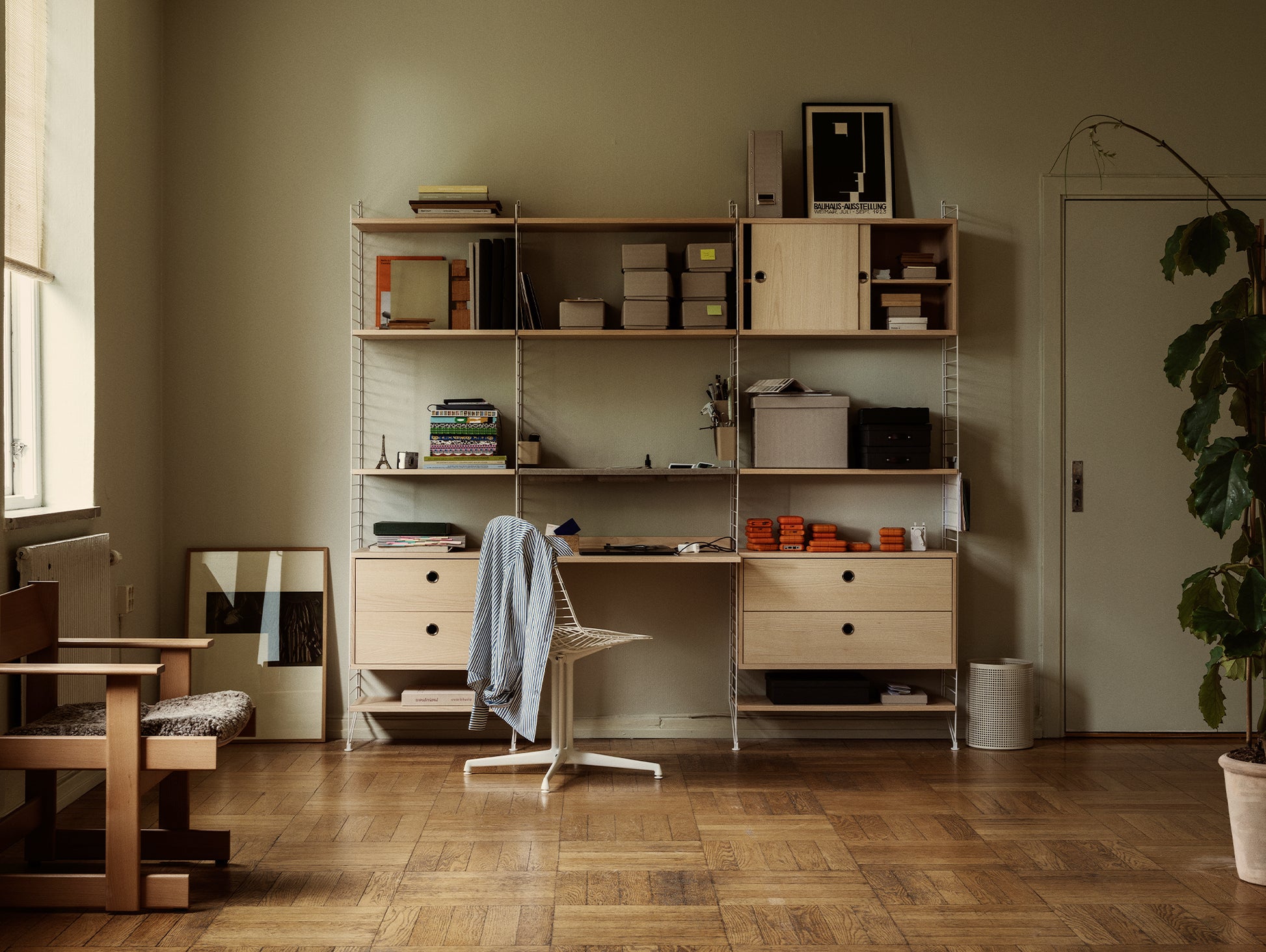 String System Work Desk - Ash