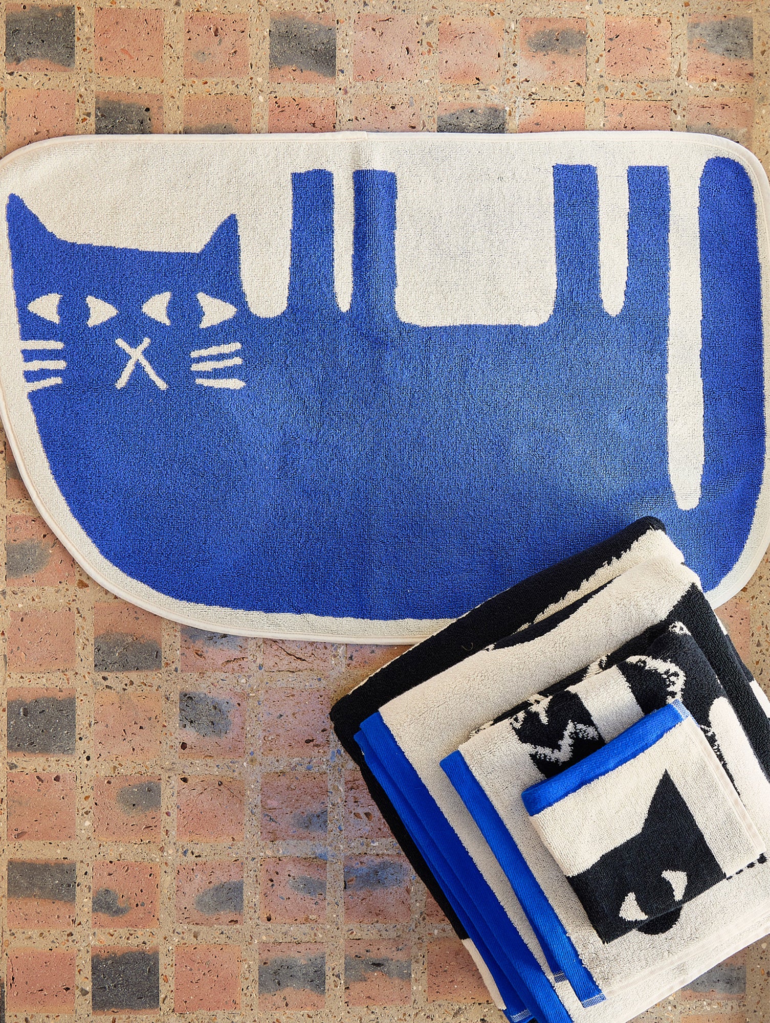 Lazy Cat Bath Mat by Donna Wilson