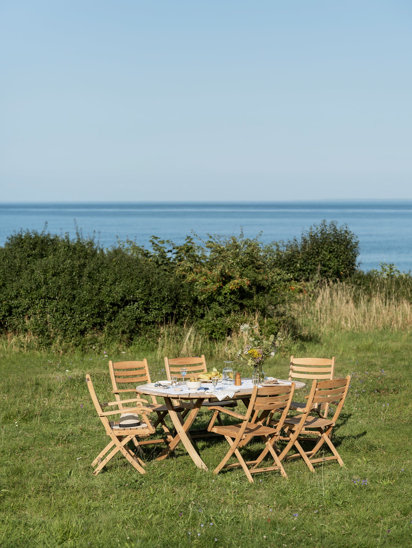 Selandia Extendable Table by Fritz Hansen