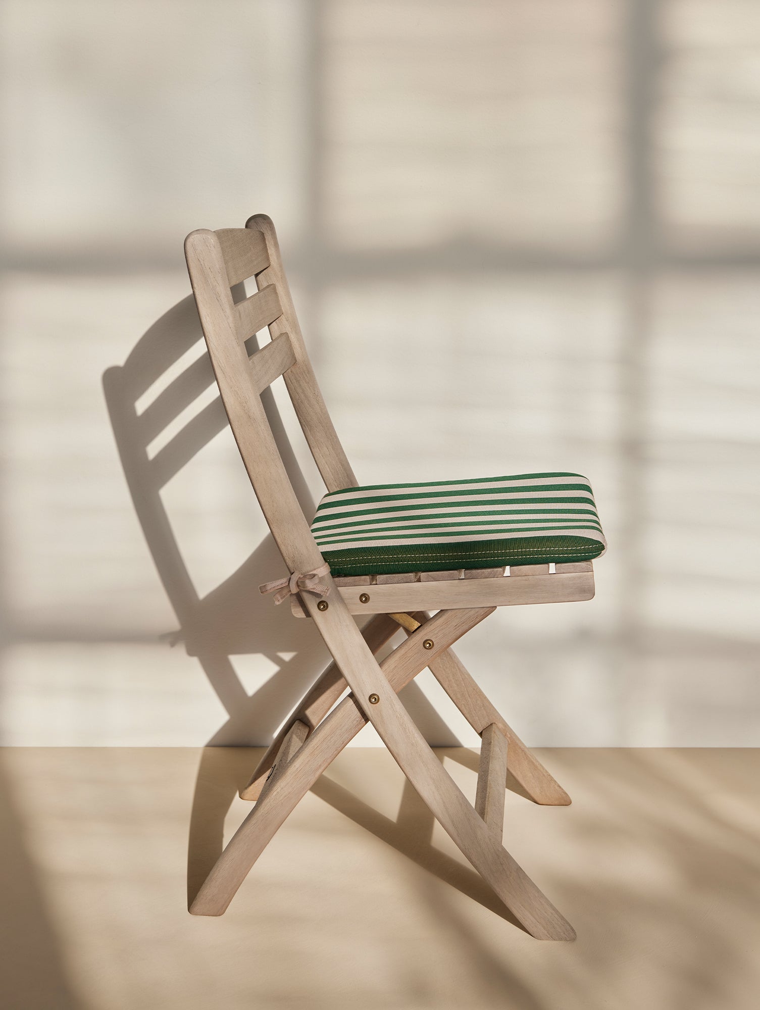 Selandia Chair Seat Cushion by Fritz Hansen - Light Apricot / Dark Green 