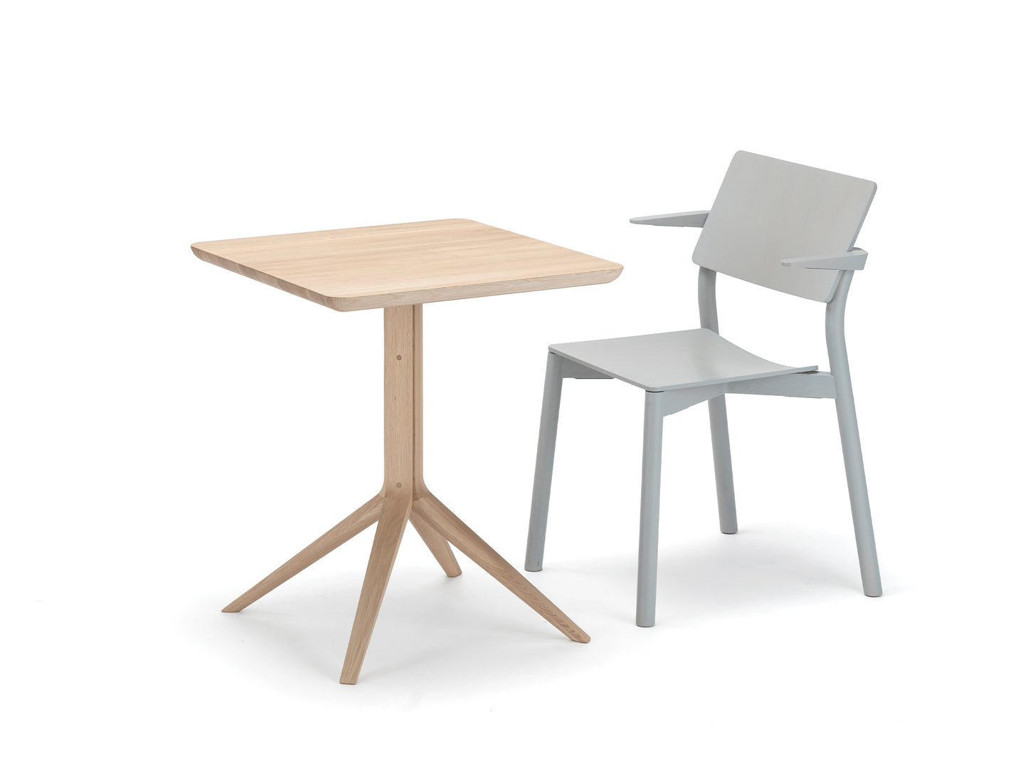 Scout Bistro Table by Karimoku New Standard - 60x60 / Lacquered Oak