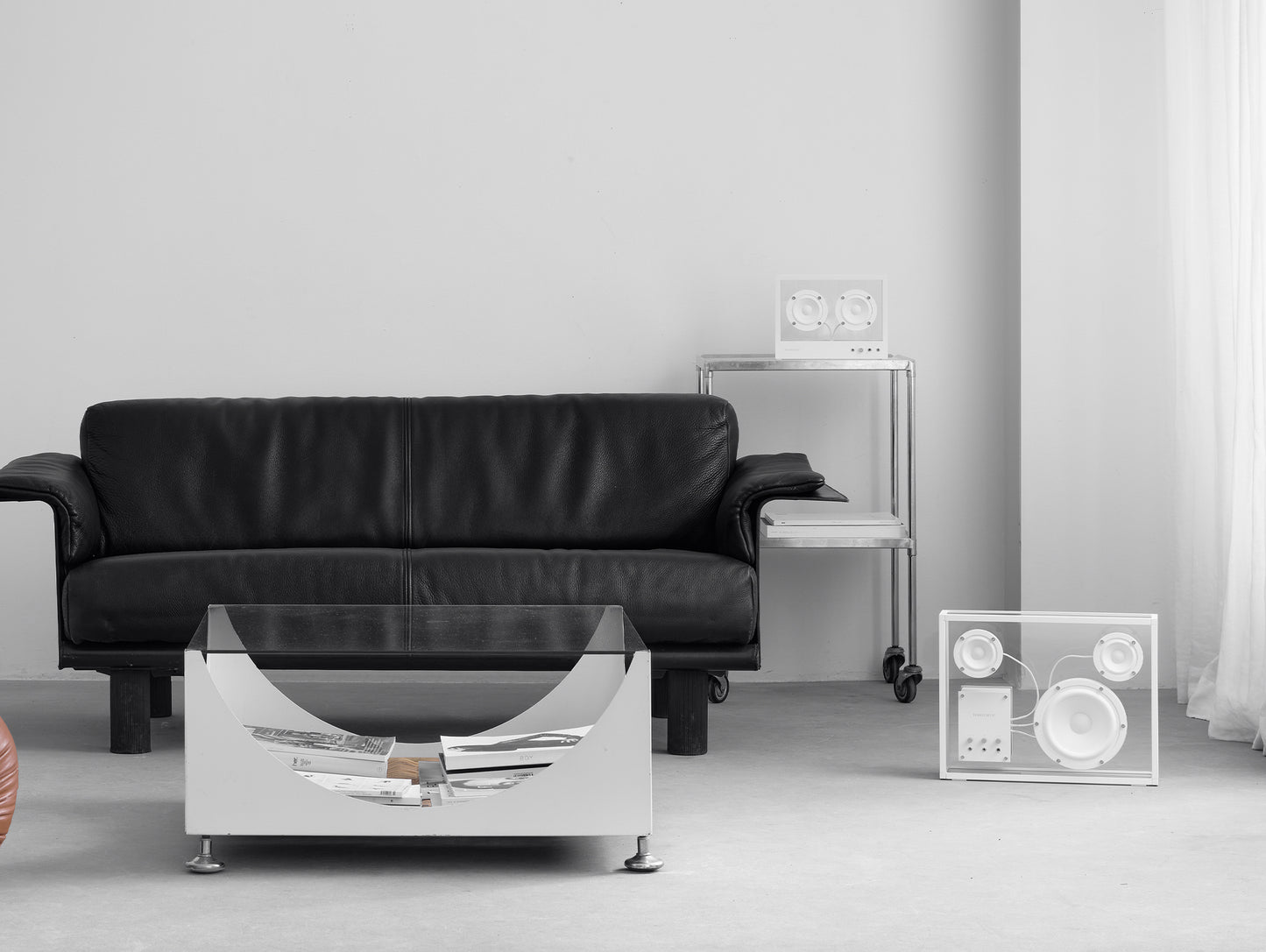 Large Transparent Speaker by Transparent - White