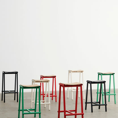 Taburete 8 Bar Stool by HAY 