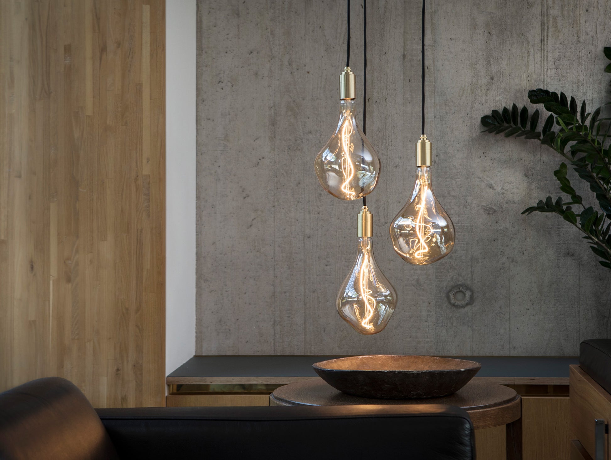 Triple Pendant with Voronoi II by Tala