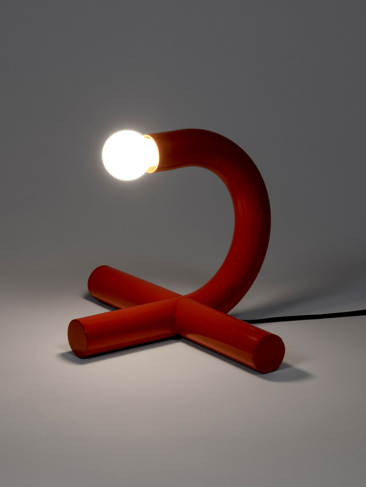 La Tre Table Lamp
