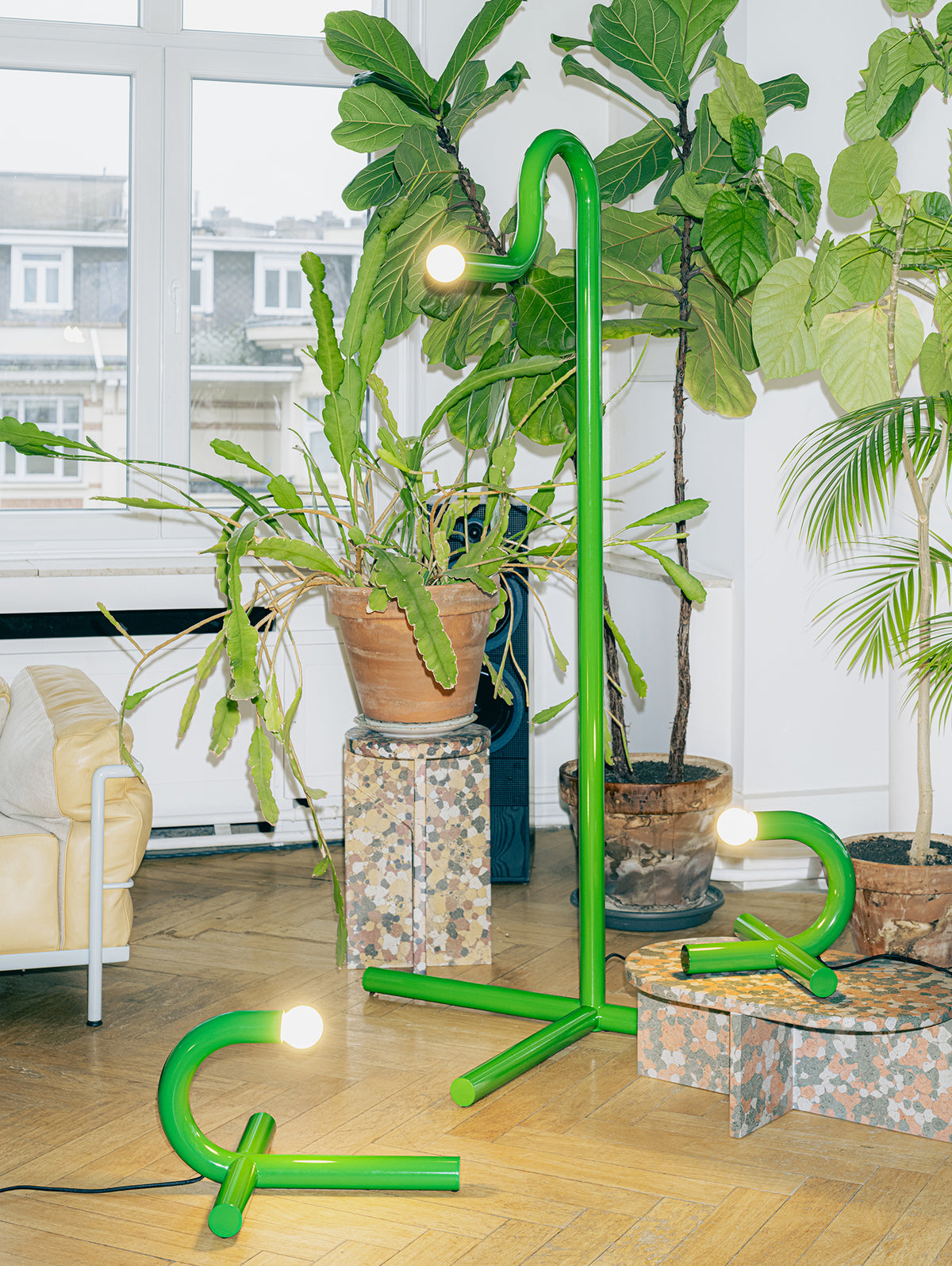 La Tre Table Lamp by Valerie Objects - Green