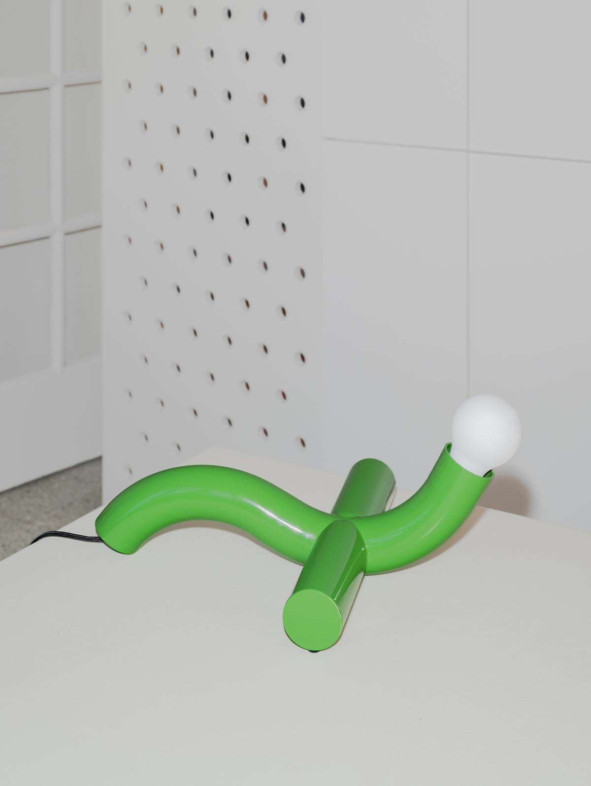 La Due Table Lamp by Valerie Objects - Green