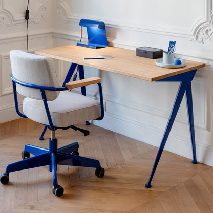 Compas Direction by Vitra -  Oiled Oak Tabletop / Bleu Marcoule