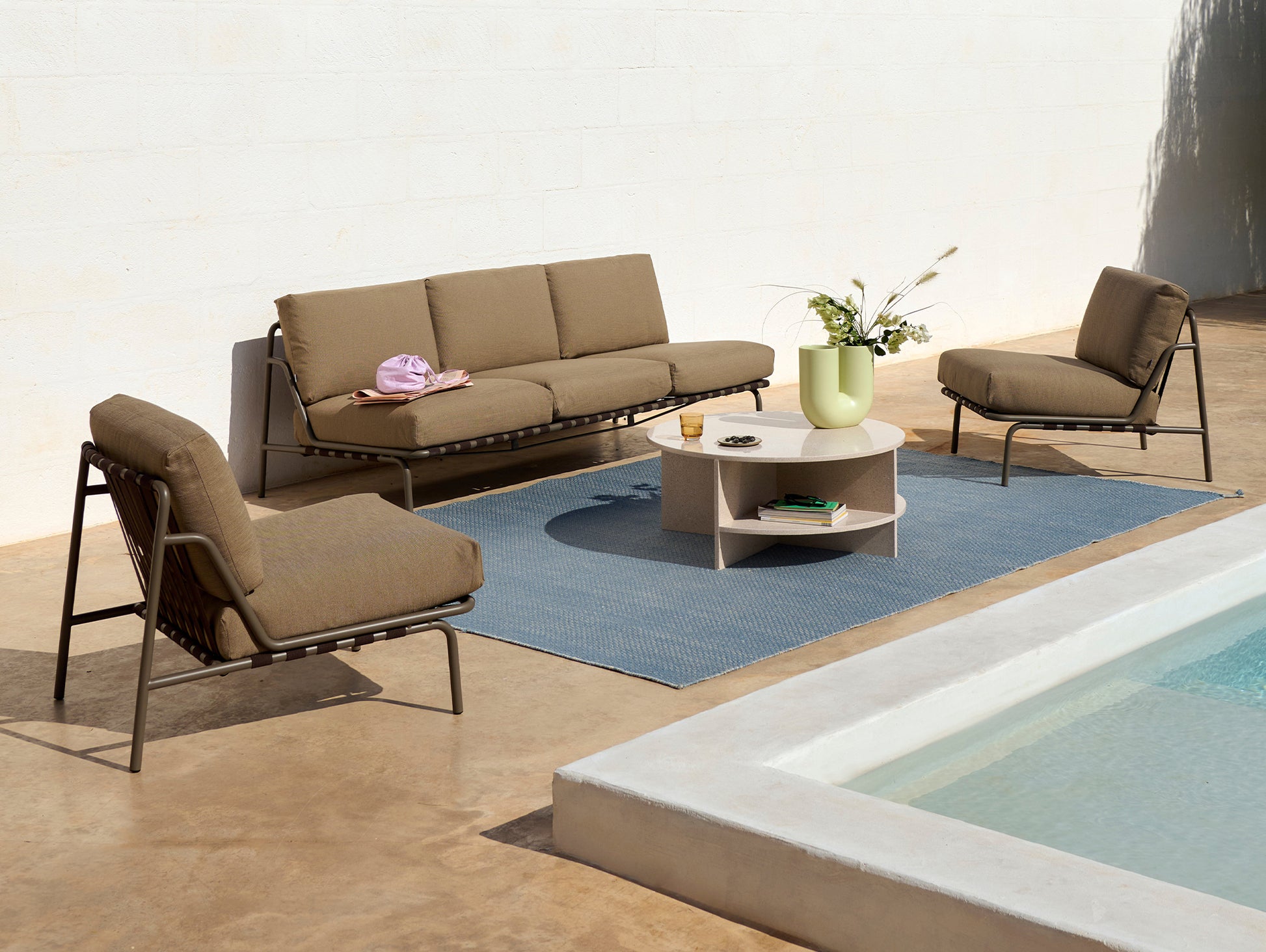 Settle Lounge Chair without Armrest by Muuto - Taupe / Delta 47 (Not available in the UK)