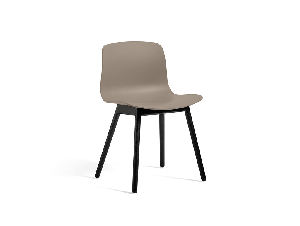 About A Chair AAC 12 by HAY - Khaki 2.0 Shell / Black Lacquered Oak Base