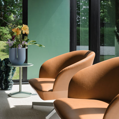 Oslo Lounge Chair with Swivel Base