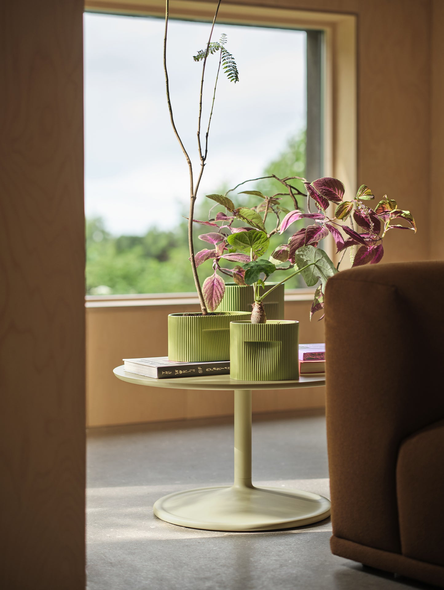 Ridge Planter by Muuto