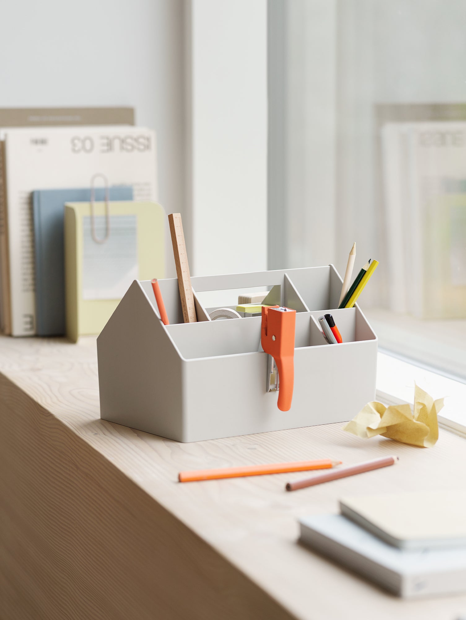 Sketch Toolbox by Muuto - Grey