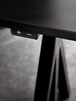 Height Adjustable Work Desk by String