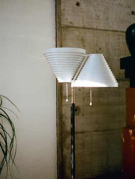 A810 Floor Light by Artek - Brass Tube