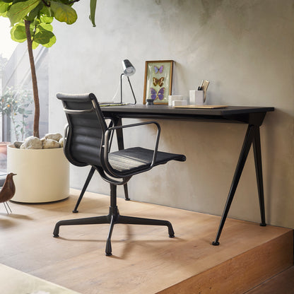 Compas Direction by Vitra - Dark Stained Oak Tabletop / Deep Black Base