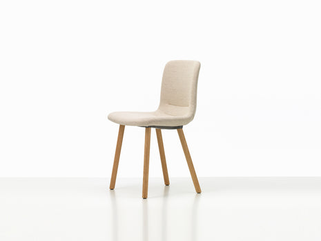 HAL Soft Wood Chair by Vitra - Natural Oak Base - Plano 03 Parchment / Cream White (F30)