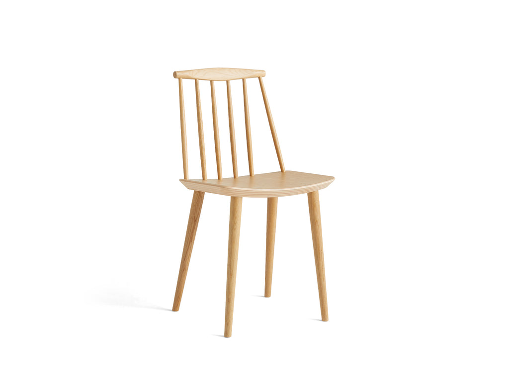 J77 dining chair by HAY - Lacquered Oak 