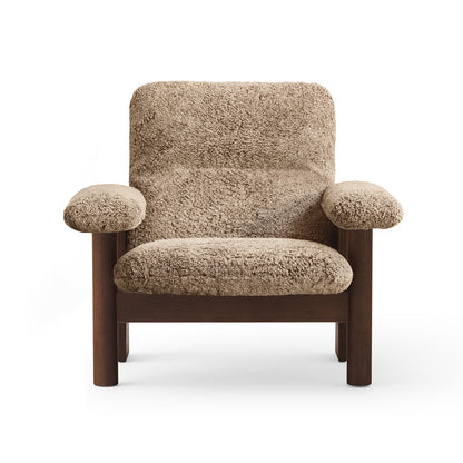 Brasilia Lounge Chair / Lacquered Walnut / Sheepskin Sahara by Menu