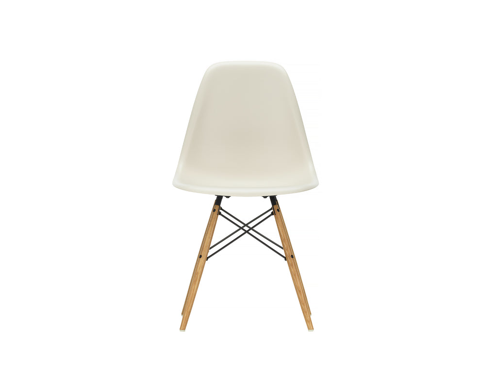 Eames DSW Plastic Side Chair